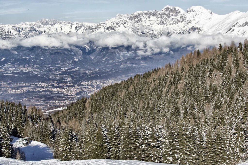 Nevegal, a terrace overlooking the Dolomites and Valbelluna